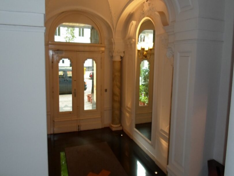 Fuggerstr. 35 / Welser Str. 25